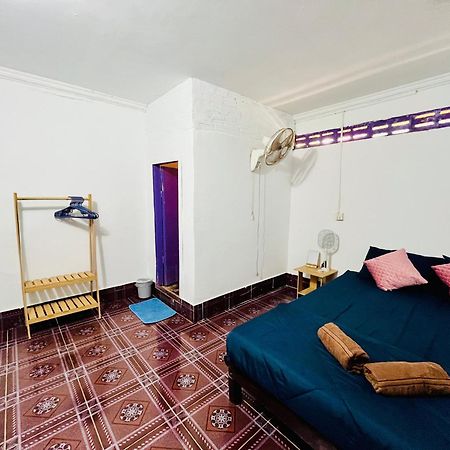 Happiness Guesthouse Koh Rong Sanloem Extérieur photo