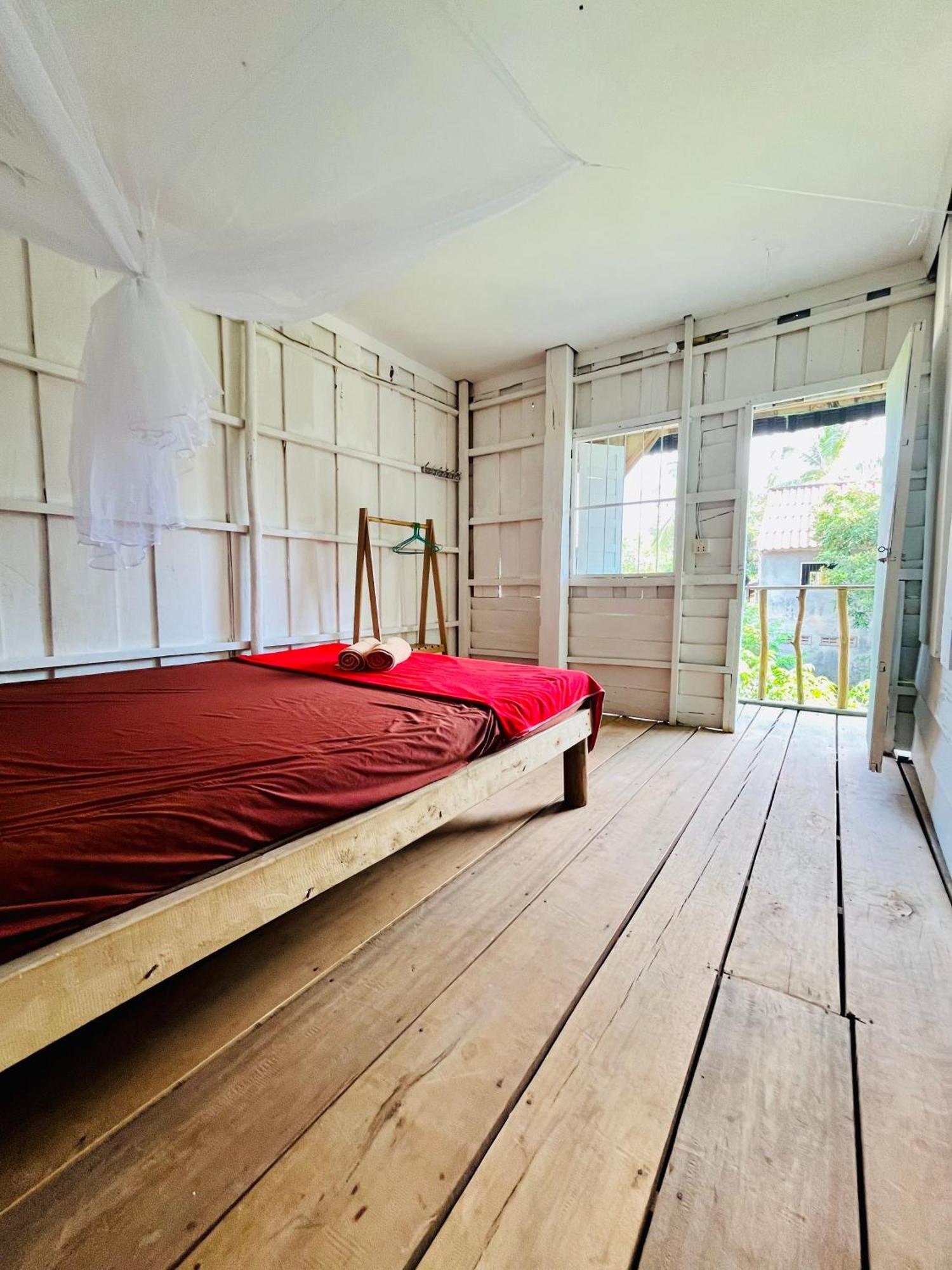 Happiness Guesthouse Koh Rong Sanloem Extérieur photo