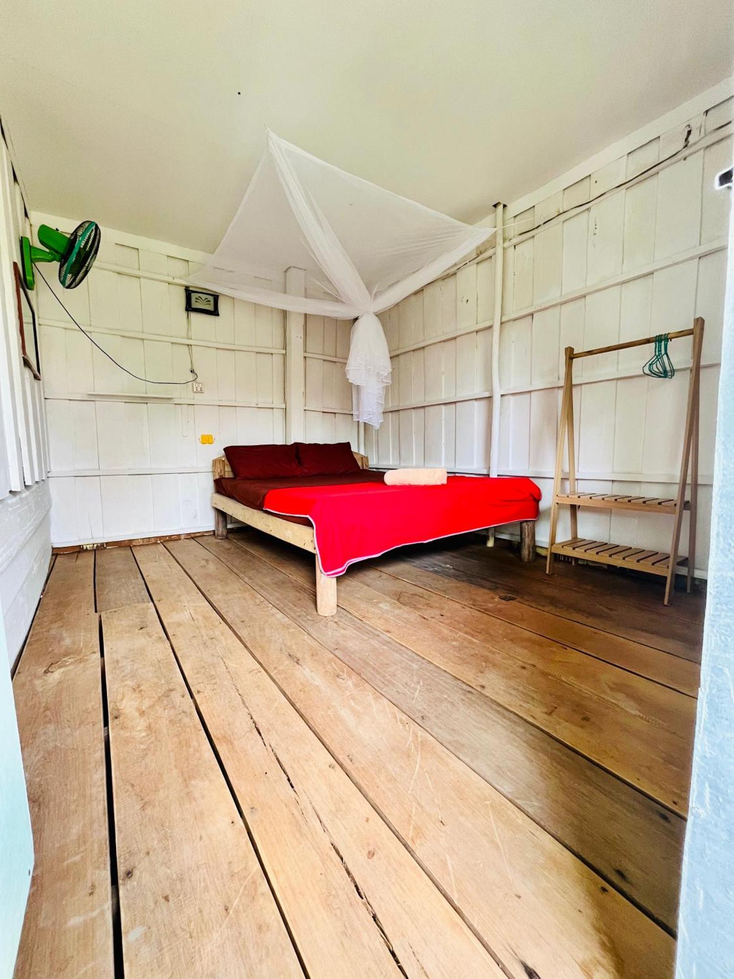 Happiness Guesthouse Koh Rong Sanloem Extérieur photo