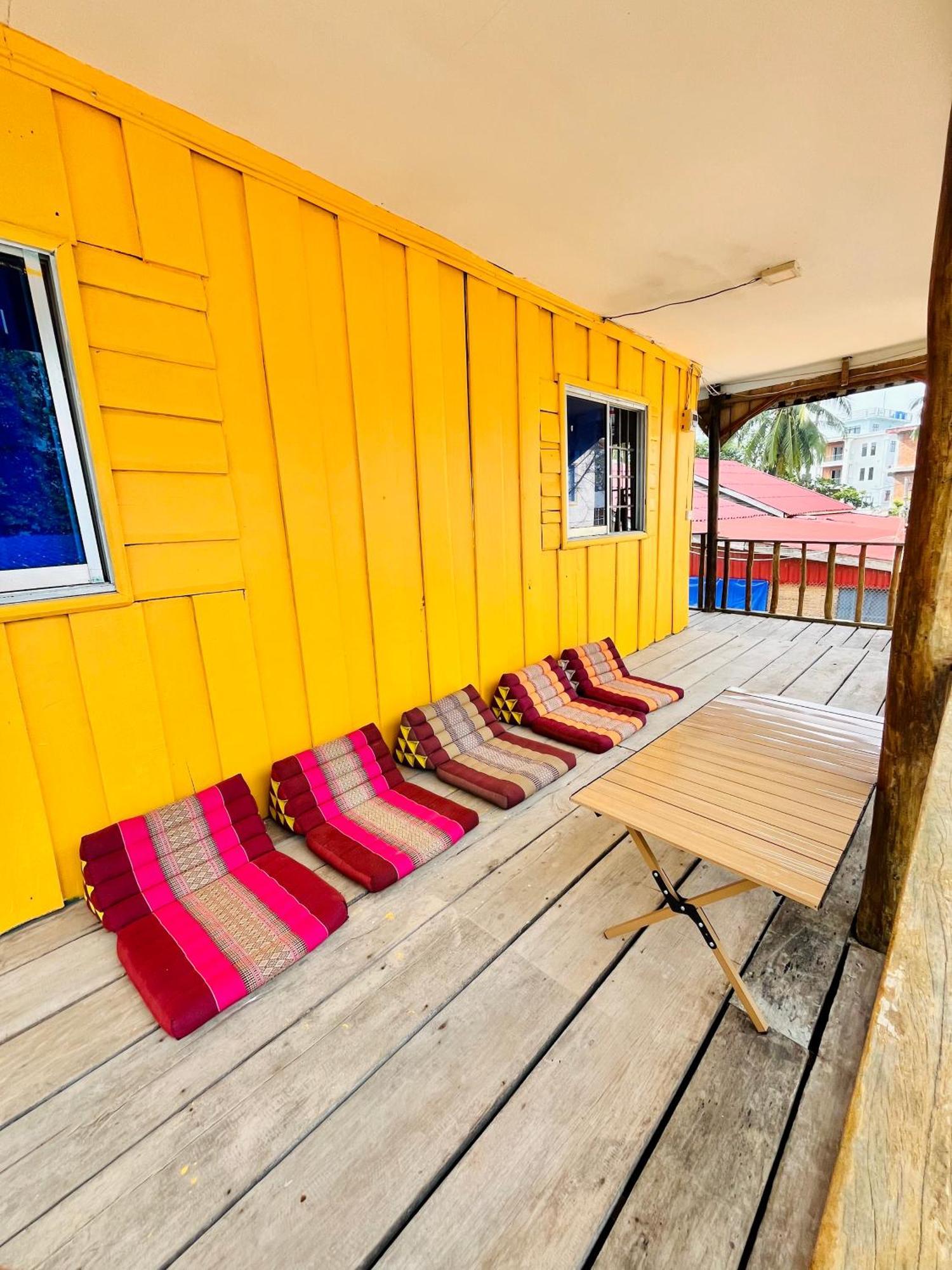 Happiness Guesthouse Koh Rong Sanloem Extérieur photo